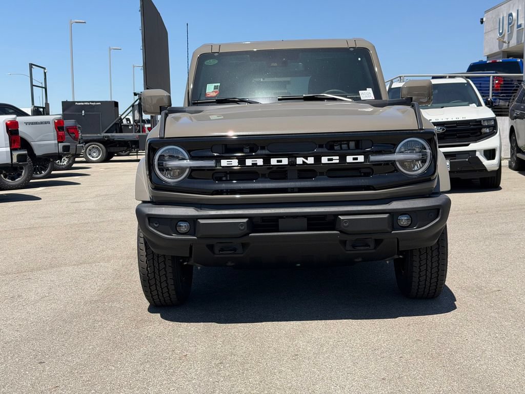 New 2026 Ford Bronco Outer Banks AWD/4WD image 2