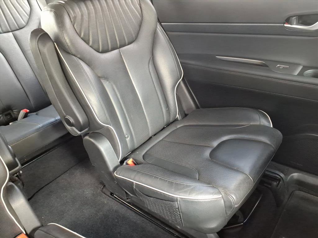 Used 2023 Hyundai Palisade Limited FWD image 24