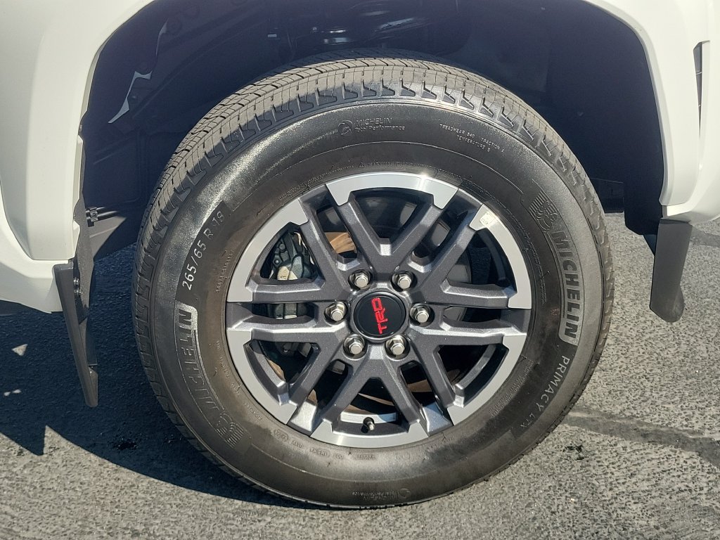Used 2024 Toyota Tacoma TRD Sport RWD image 7