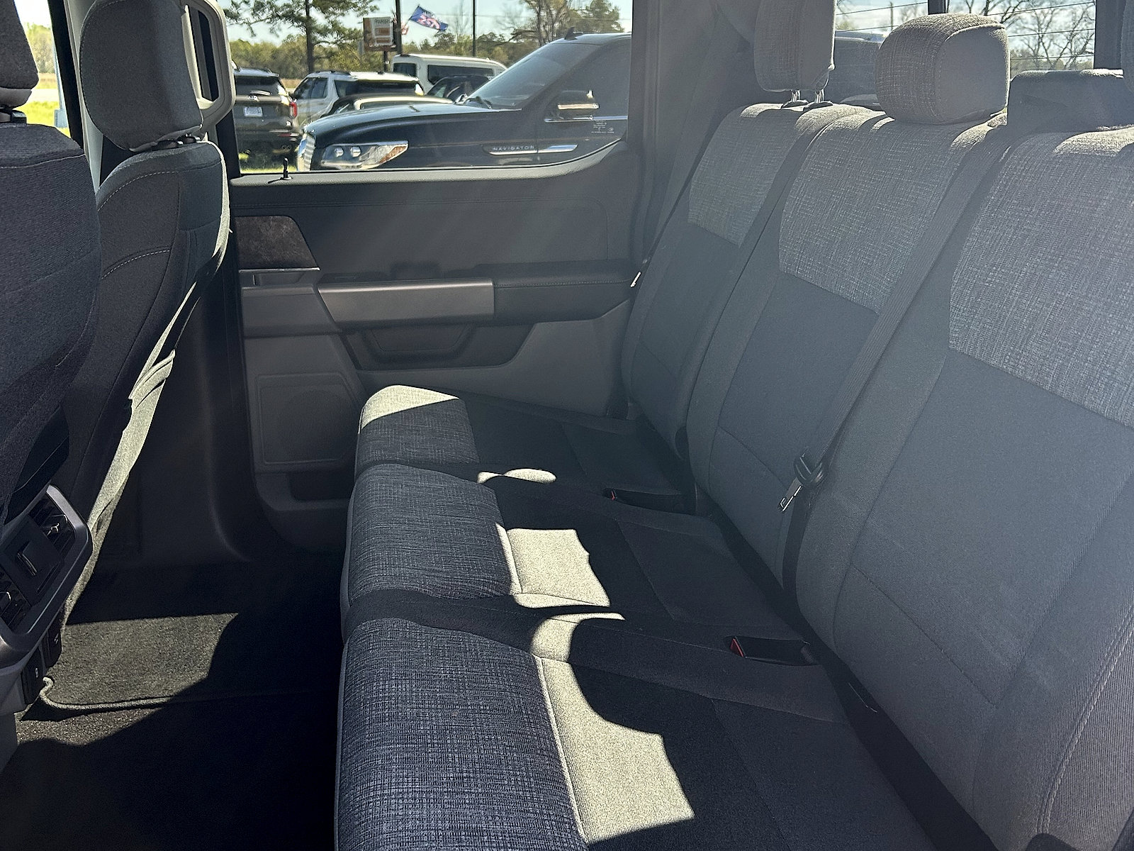 Used 2022 Ford F150 XLT w/ Equipment Group 302A High image 5