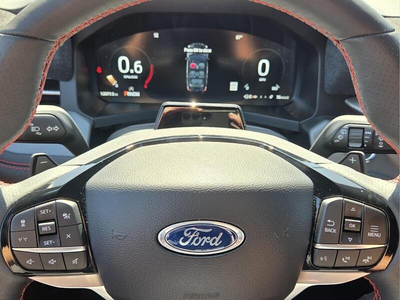Used 2026 Ford Explorer ST AWD/4WD image 33