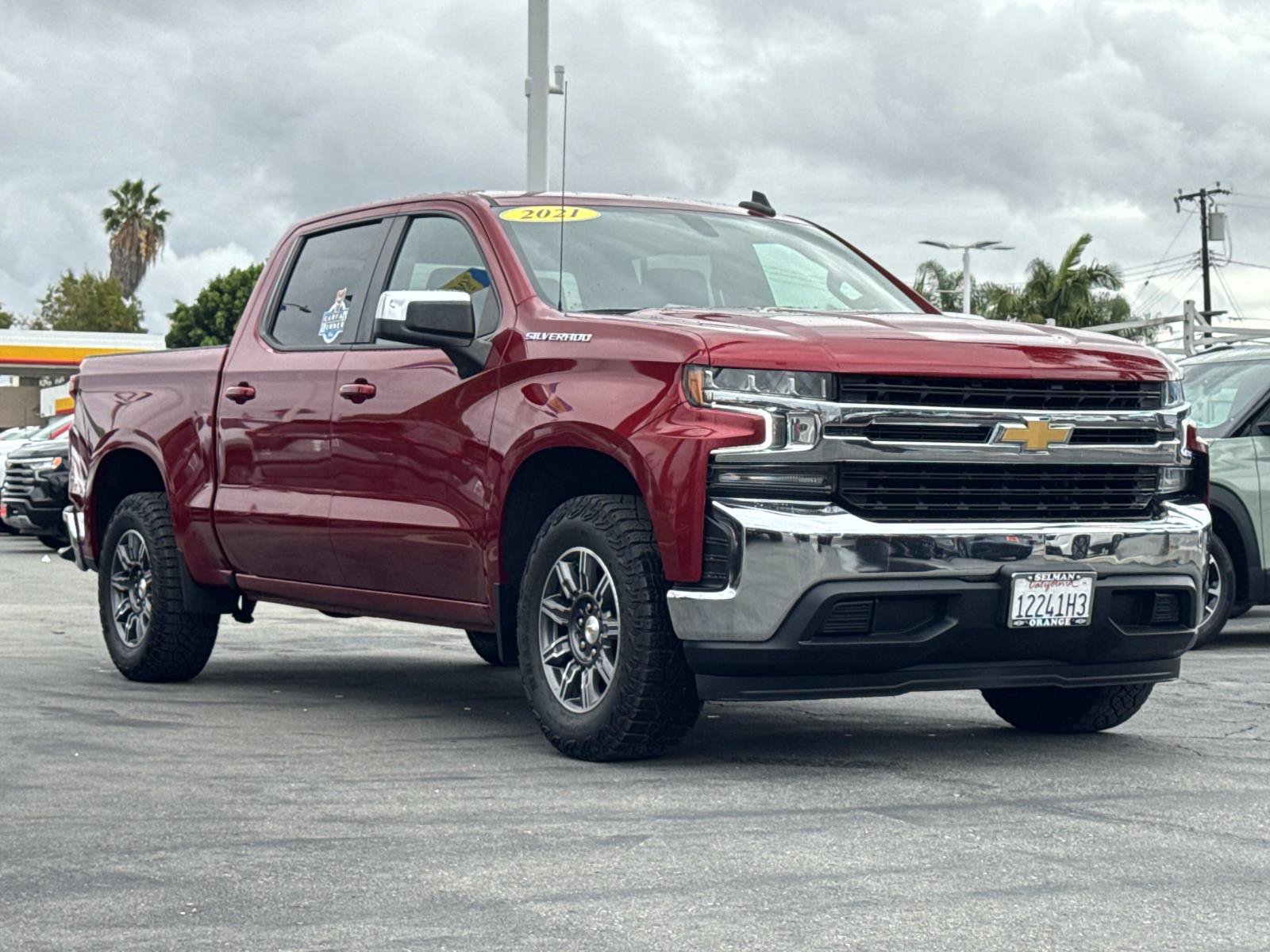 Used 2021 Chevrolet Silverado 1500 LT RWD image 3