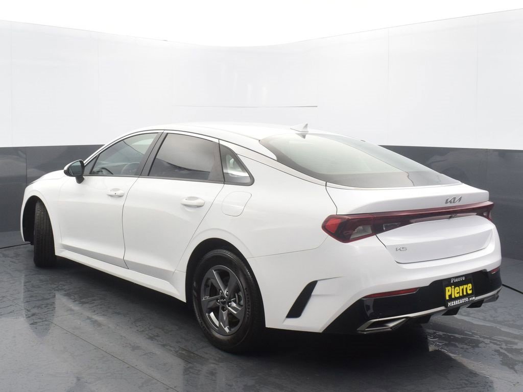 Used 2023 Kia K5 LXS image 2