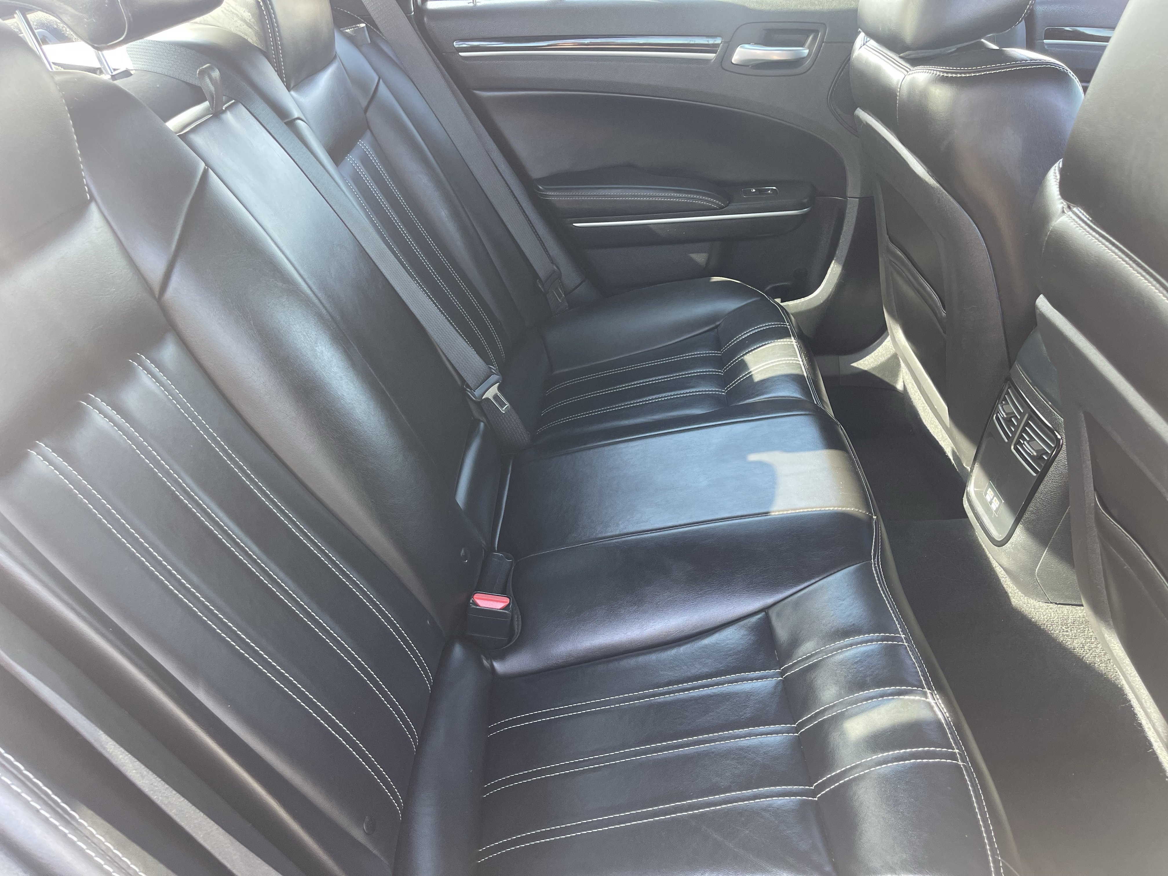 Used 2023 Chrysler 300 S RWD image 12