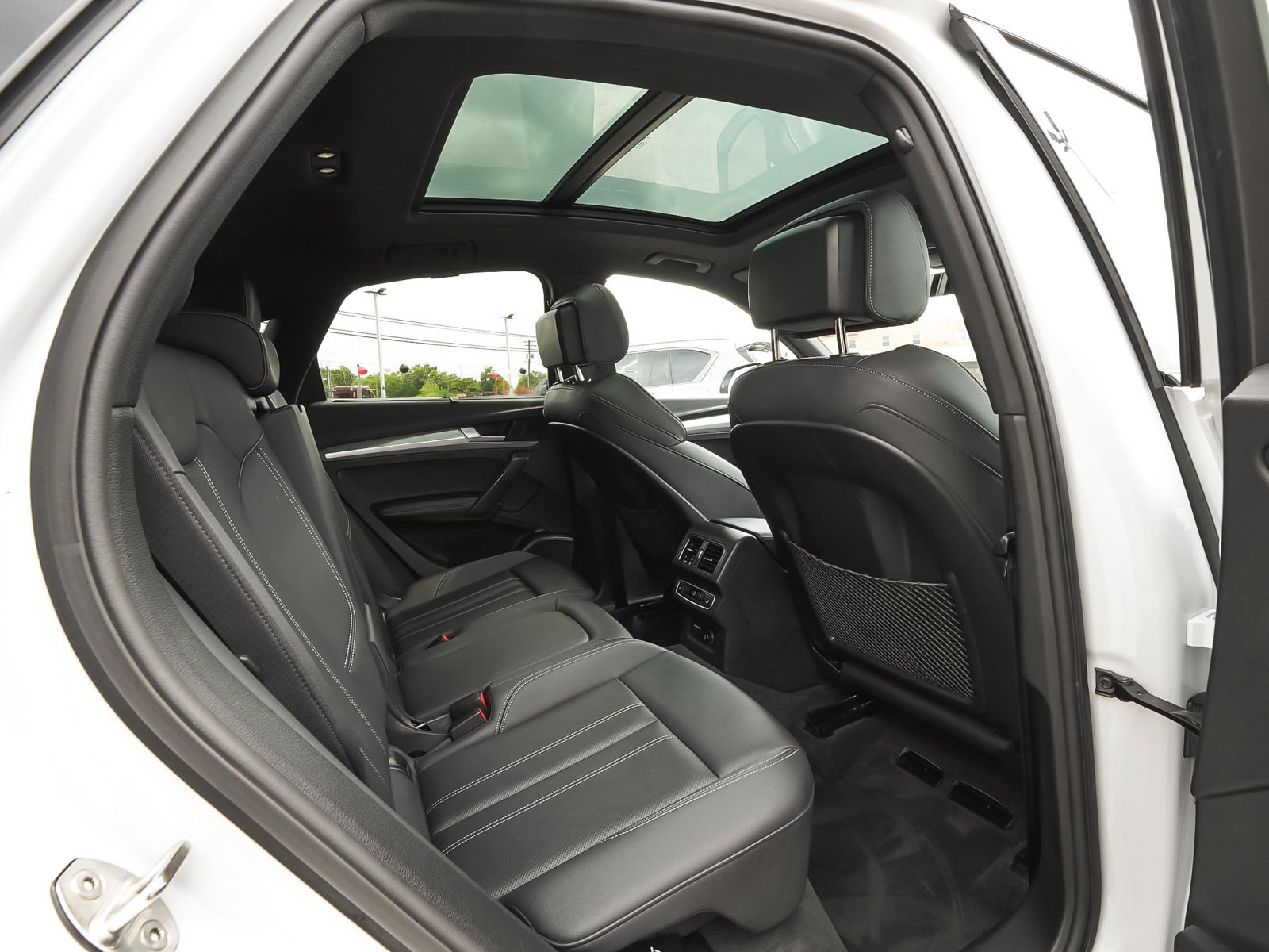 Used 2023 Audi Q5 2.0T Prestige w/ Prestige Package AWD/4WD image 41