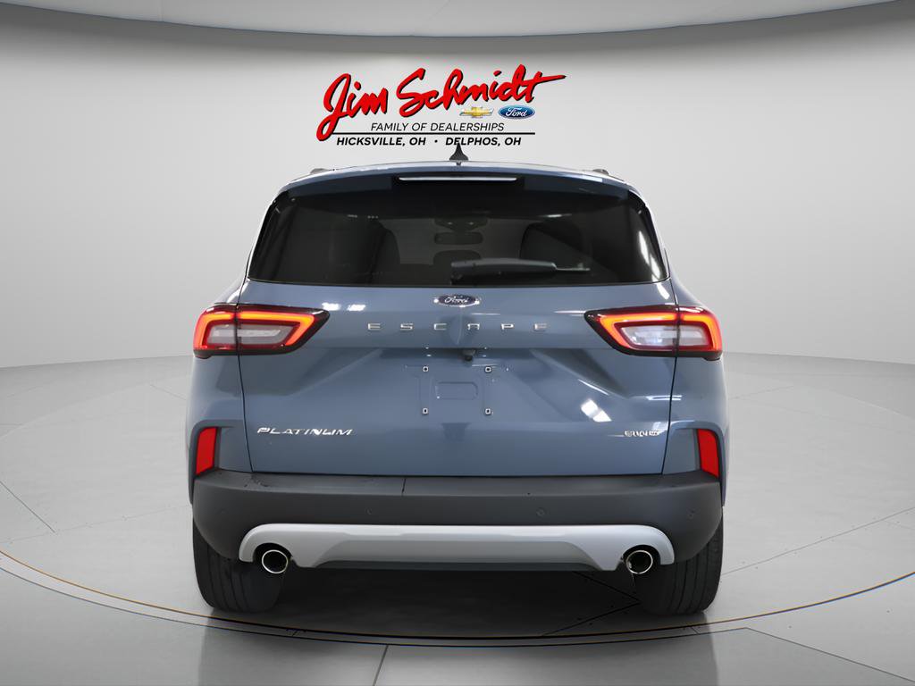 Used 2023 Ford Escape Platinum image 5