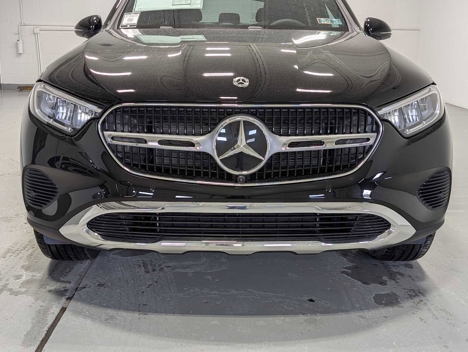 New 2026 Mercedes-Benz GLC 300 4MATIC image 2