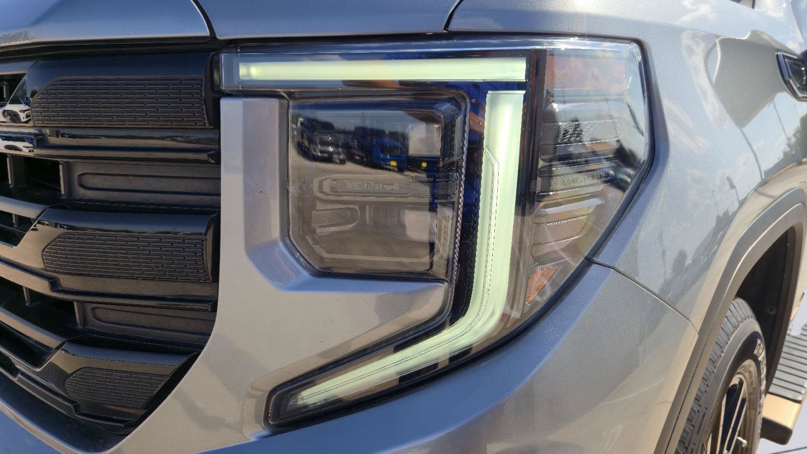 Used 2023 GMC Sierra 1500 Elevation RWD image 10