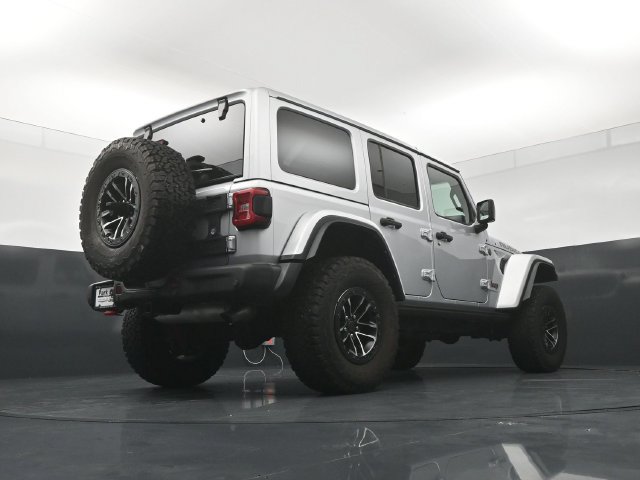 Used 2024 Jeep Wrangler Unlimited Rubicon AWD/4WD image 20
