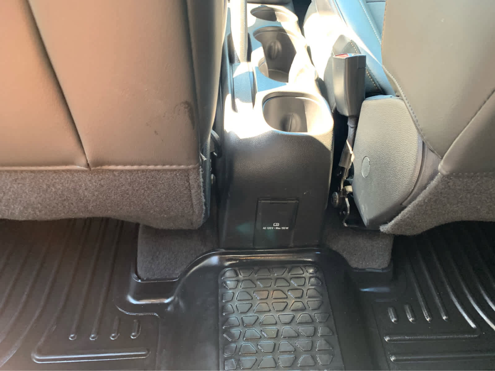 Used 2022 Chevrolet Trax LT w/ LT Convenience Package AWD/4WD image 24