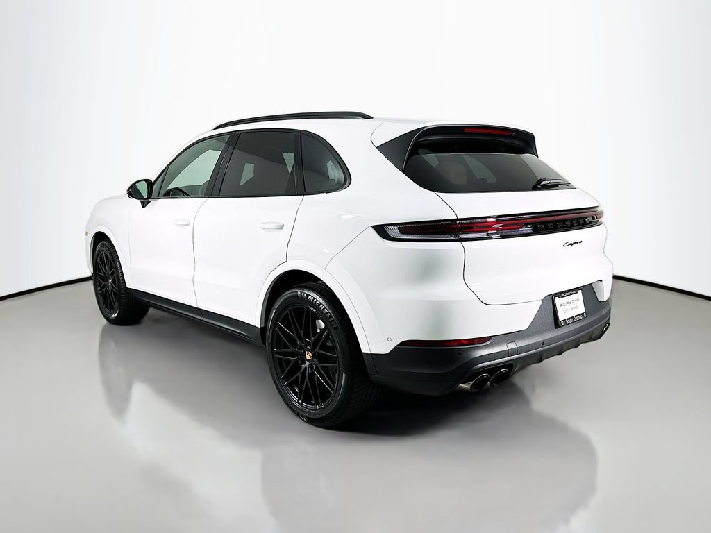 Certified 2026 Porsche Cayenne AWD/4WD image 3