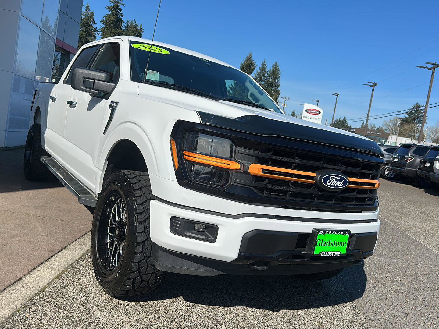Used 2025 Ford F150 XLT w/ Equipment Group 301A Standard image 3