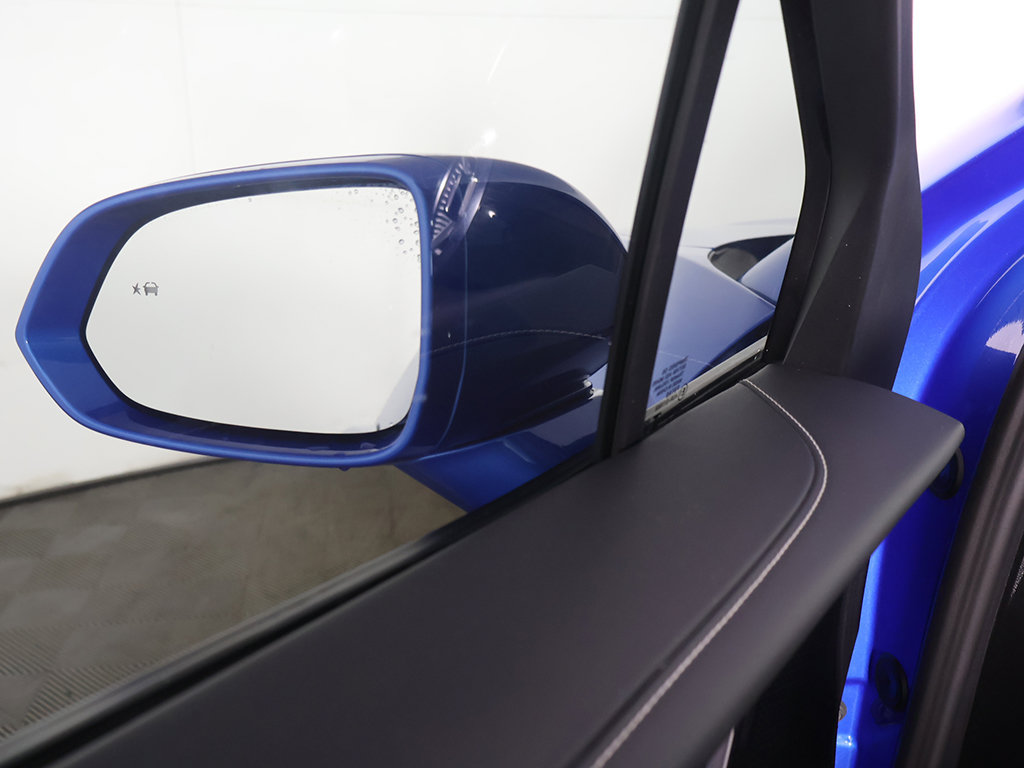Used 2025 Chevrolet Blazer EV LT AWD/4WD image 35