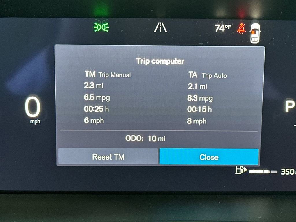 New 2026 Volvo XC90 B6 Plus w/ Protection Package Premier image 28