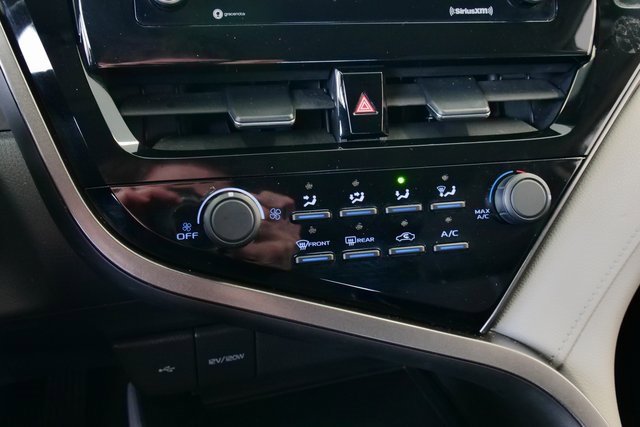 Used 2021 Toyota Camry LE image 21