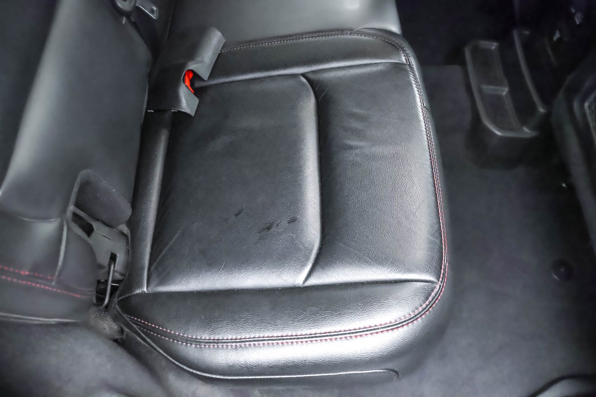 Used 2019 Jeep Wrangler Unlimited Rubicon w/ Dual Top Group image 31