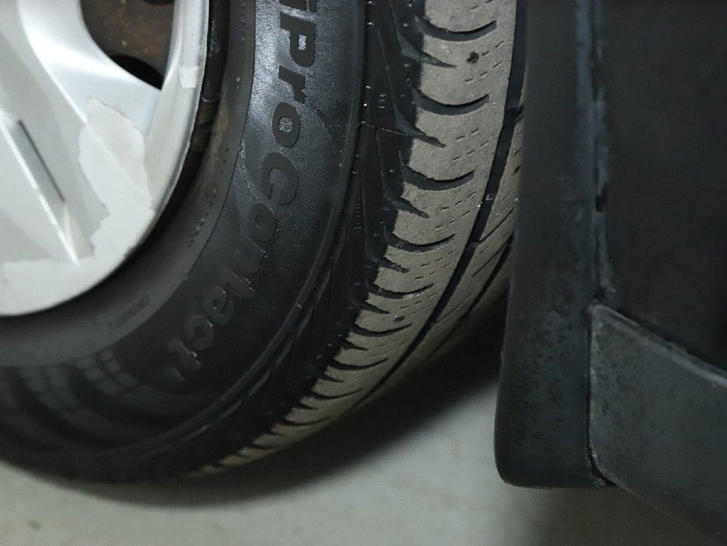 Used 2012 Nissan Versa 1.8 S w/ Plus Pkg image 35