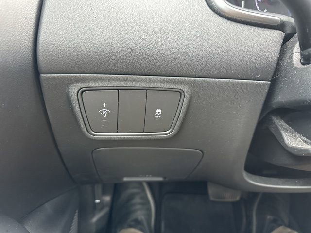 Used 2023 Hyundai Tucson SE image 11