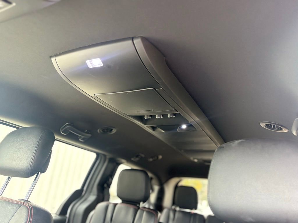 Used 2020 Dodge Grand Caravan GT image 23