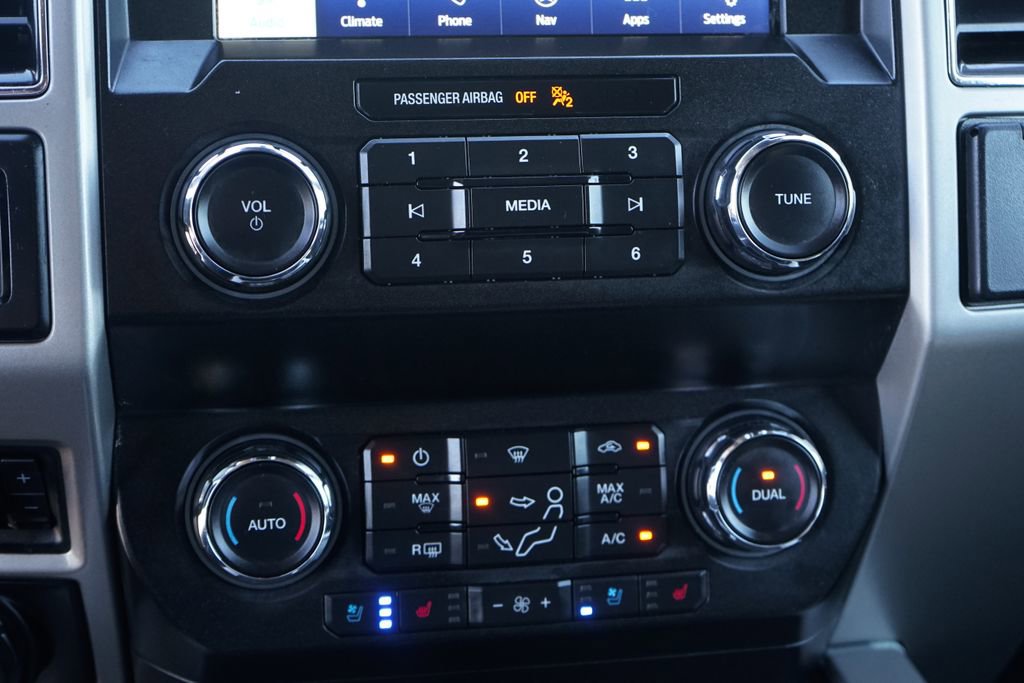 Used 2020 Ford F350 Lariat AWD/4WD image 34