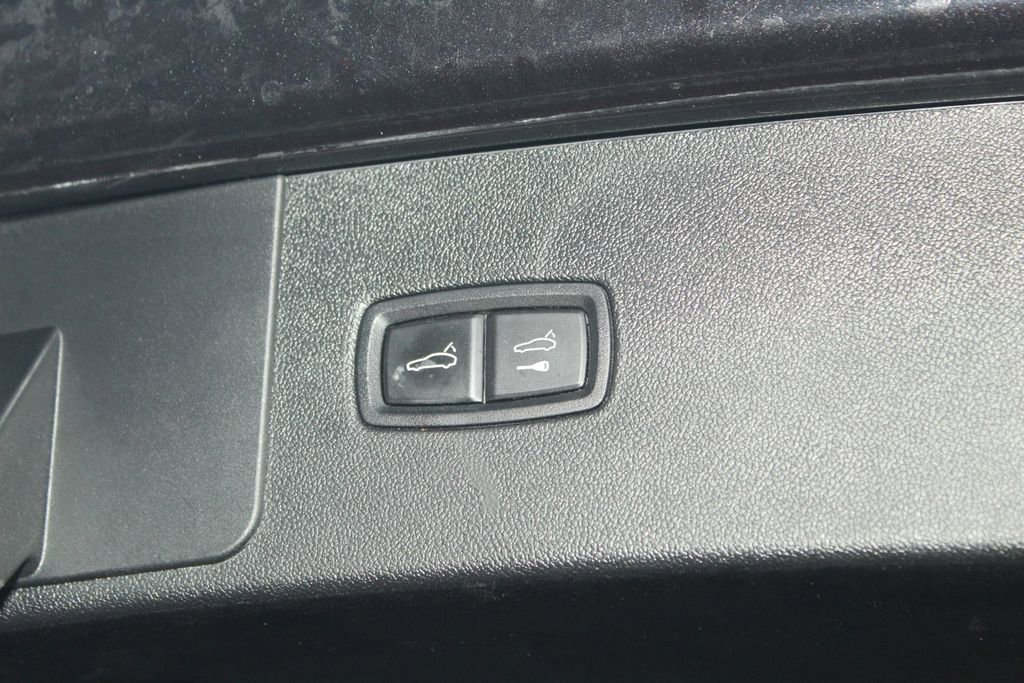 Used 2019 Porsche Cayenne Turbo AWD/4WD image 13
