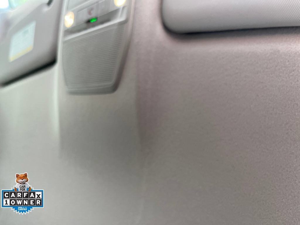 Certified 2026 Nissan Kicks SR FWD image 19