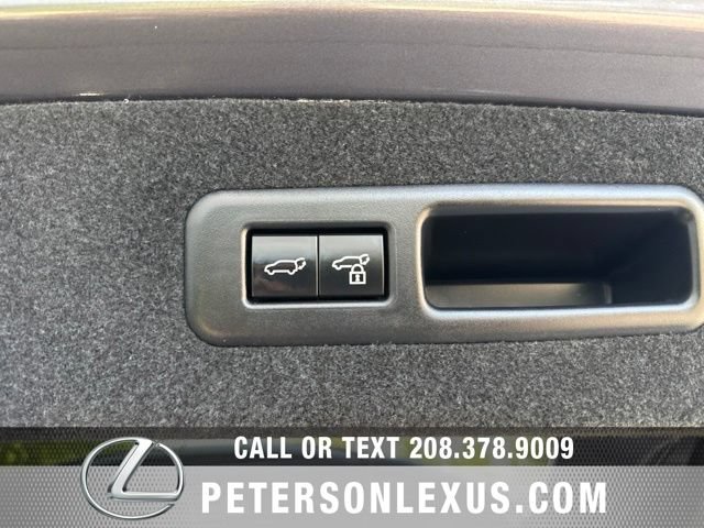 Used 2022 Lexus RX 350L Premium w/ Premium Package AWD/4WD image 23