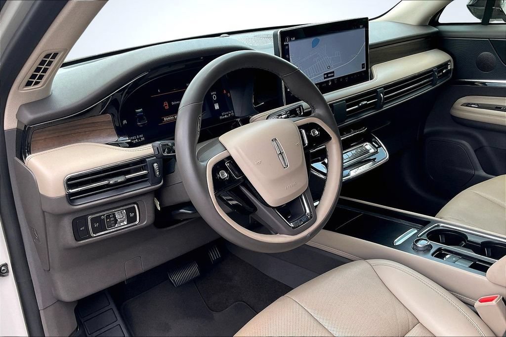 Certified 2023 Lincoln Corsair Reserve FWD image 18