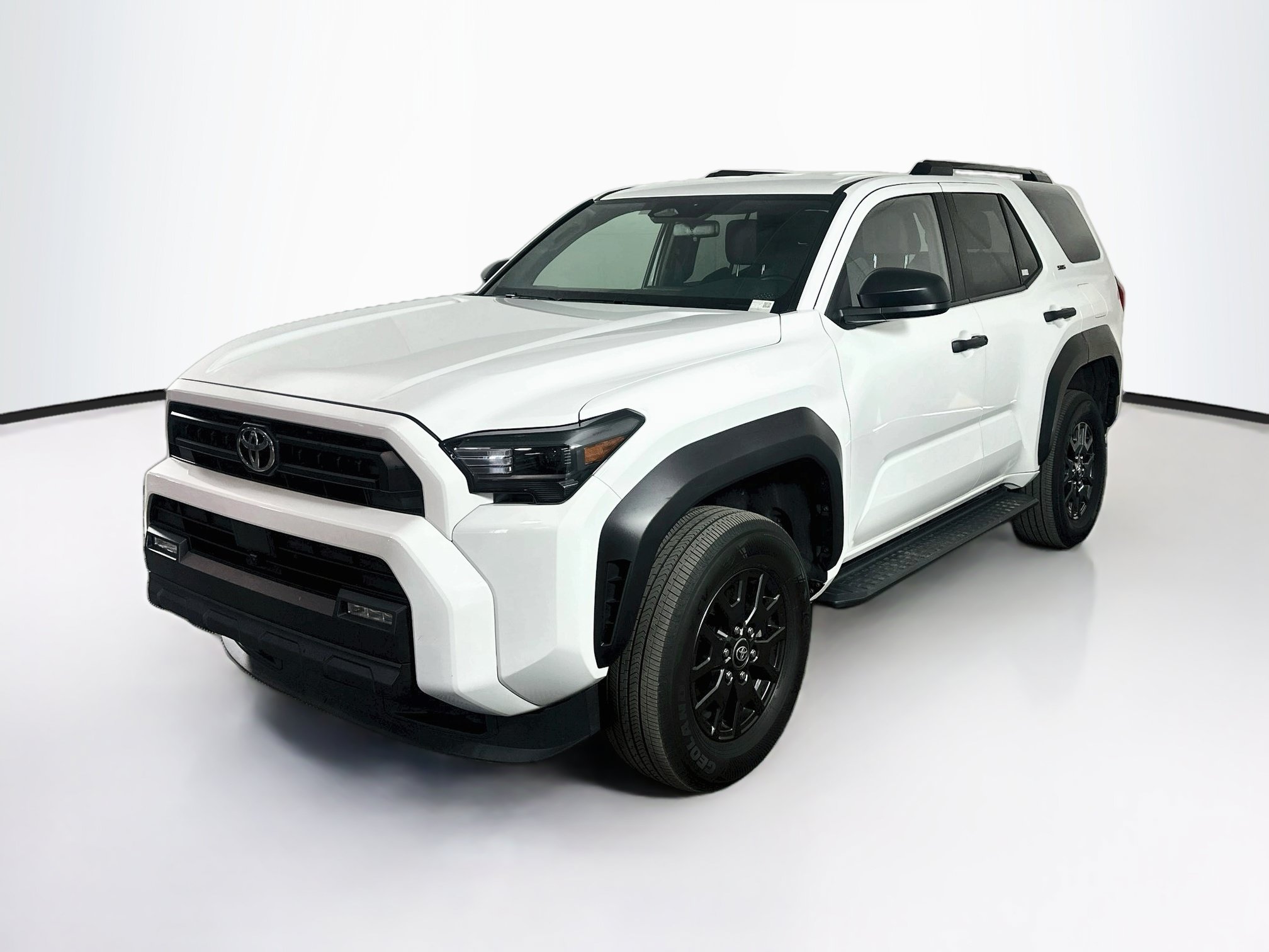 Used 2025 Toyota 4Runner SR5 AWD/4WD image 3