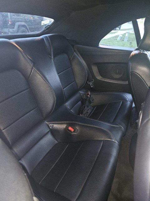 Used 2016 Ford Mustang Premium RWD image 12