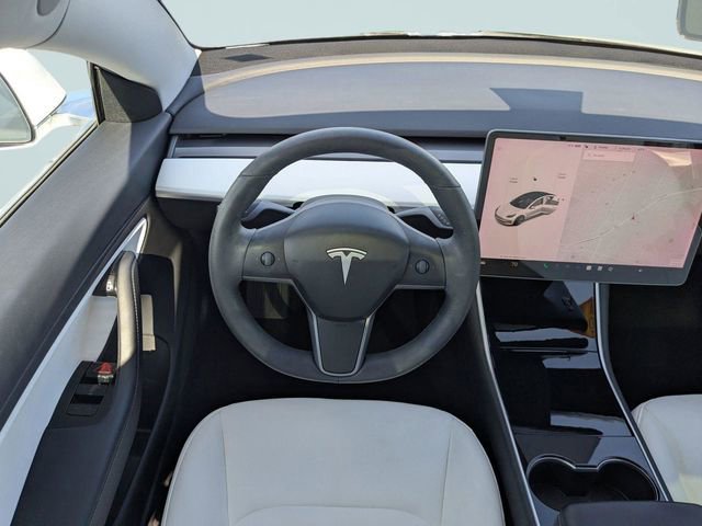 Used 2019 Tesla Model 3 Standard Range Plus image 14