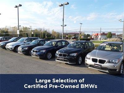 Used 2021 BMW 330i xDrive Sedan w/ Premium Package AWD/4WD image 27