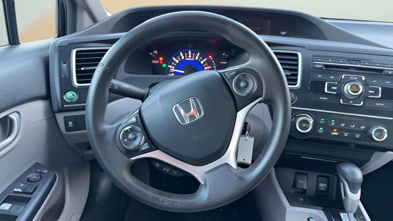 Used 2013 Honda Civic LX image 12