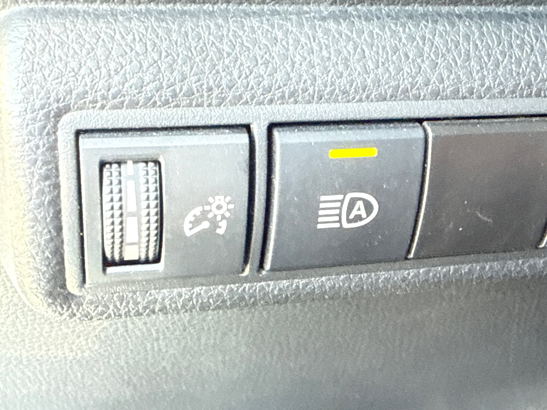 Certified 2024 Toyota Corolla LE image 22