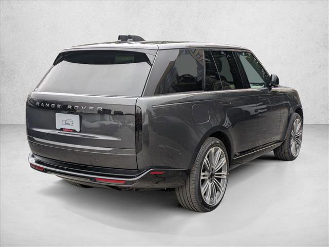 New 2026 Land Rover Range Rover SE image 2