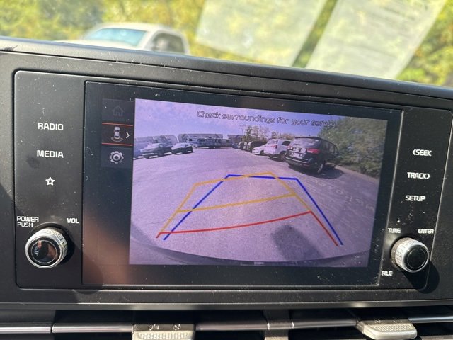 Used 2024 Kia Carnival LX image 28