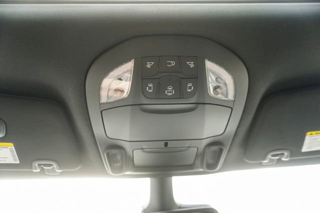 New 2026 Chrysler Pacifica Select image 30
