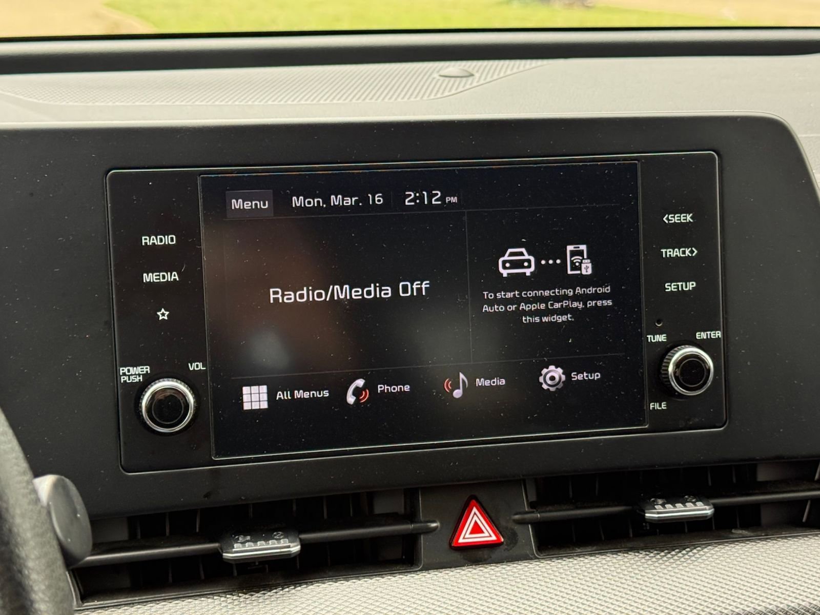 Used 2025 Kia Sportage LX image 20