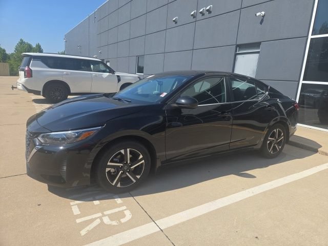 Used 2025 Nissan Sentra SV FWD image 7