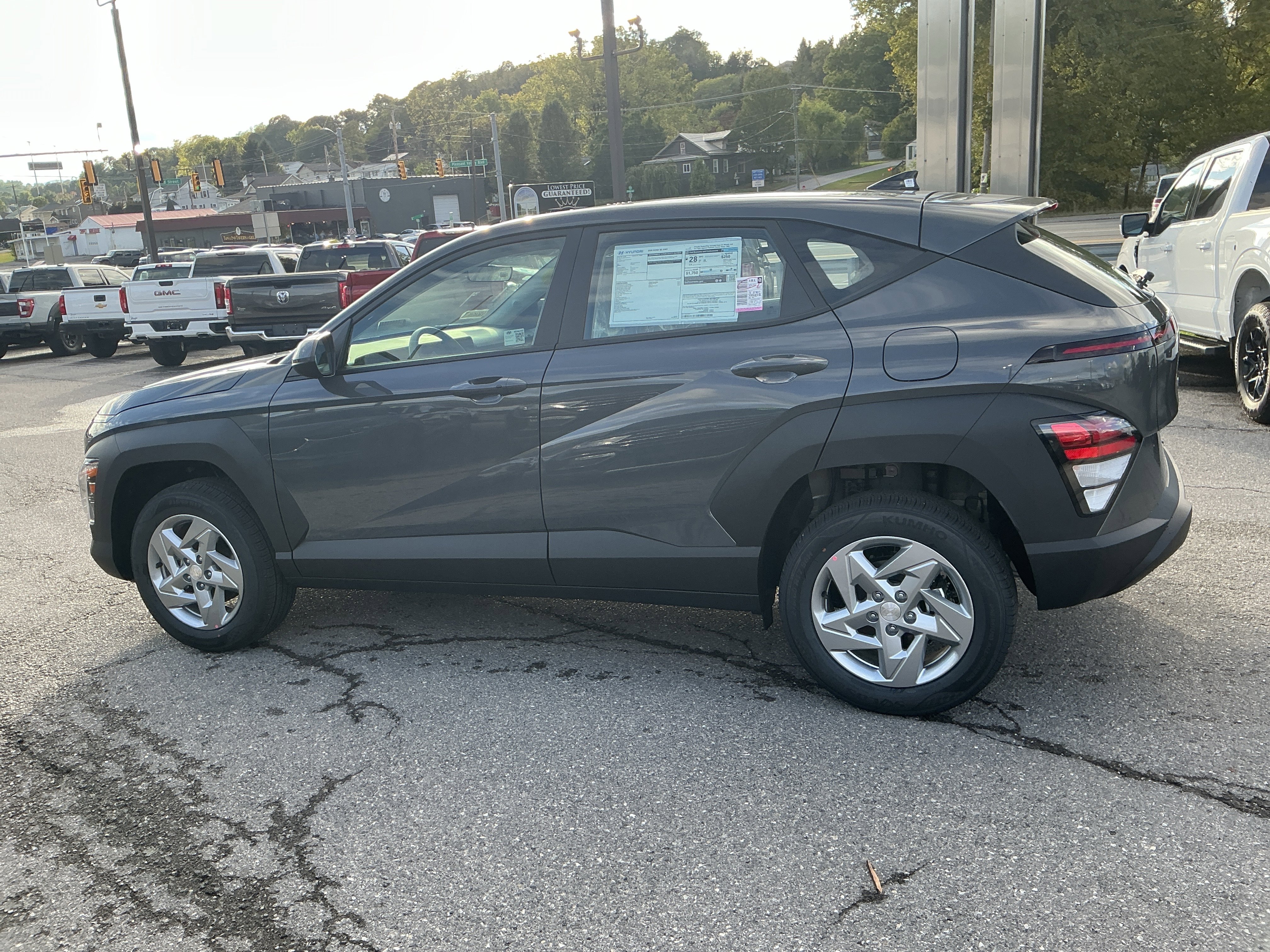 New 2026 Hyundai Kona SE image 6