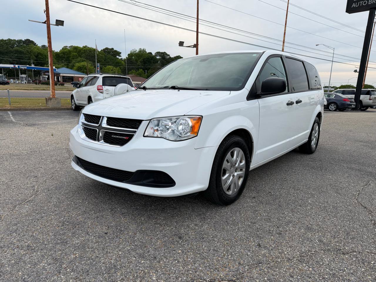 Used 2020 Dodge Grand Caravan SE FWD image 13