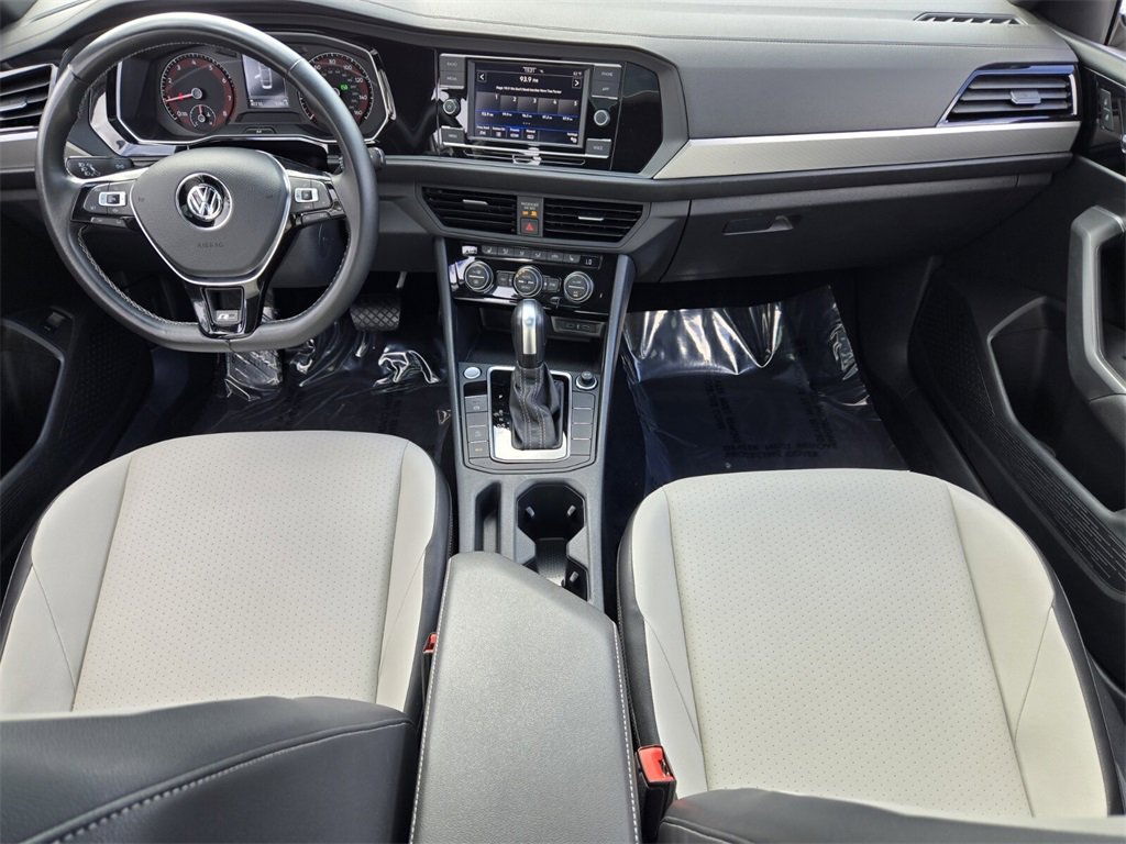 Certified 2020 Volkswagen Jetta R-Line image 13