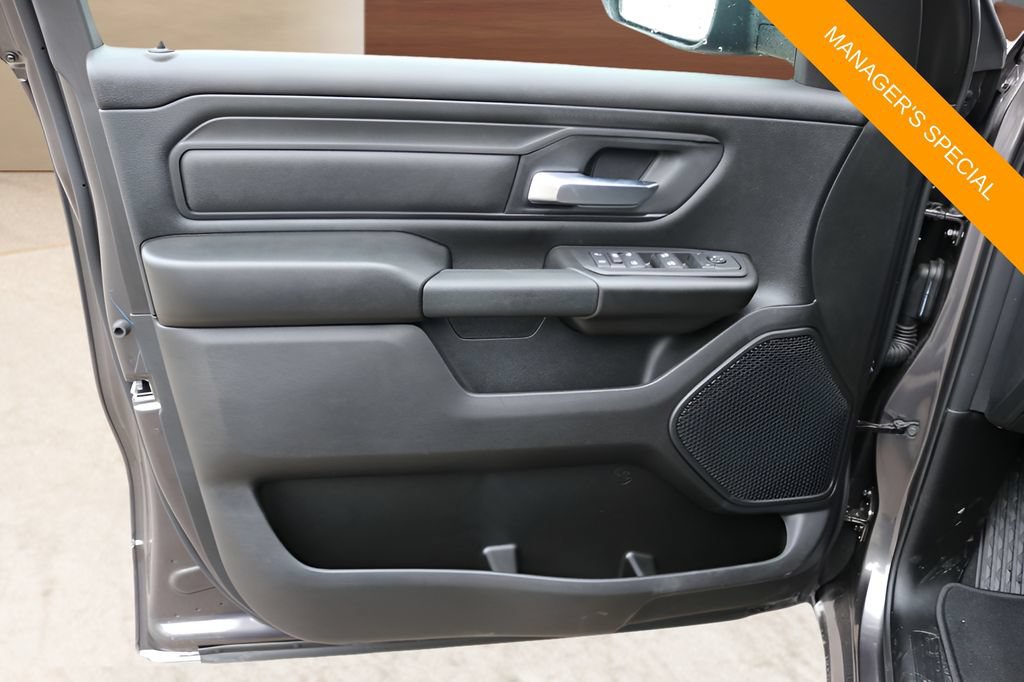 New 2026 RAM 1500 Express AWD/4WD image 10