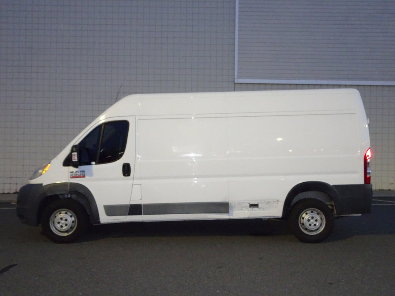 Used 2016 RAM ProMaster 2500 image 4