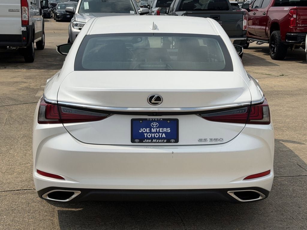 Used 2024 Lexus ES 350 w/ Accessory Package (Z2) FWD image 8