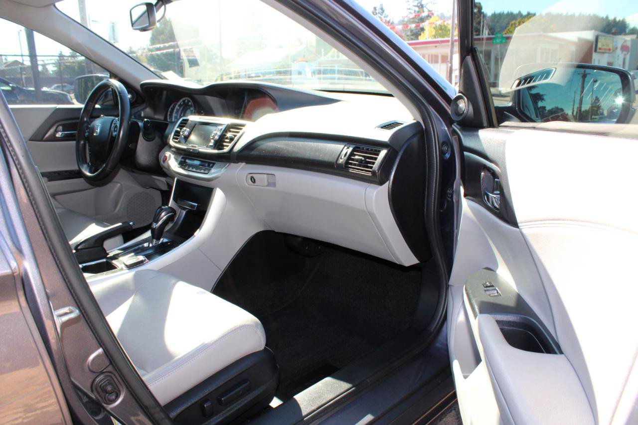 Used 2015 Honda Accord EX-L image 15