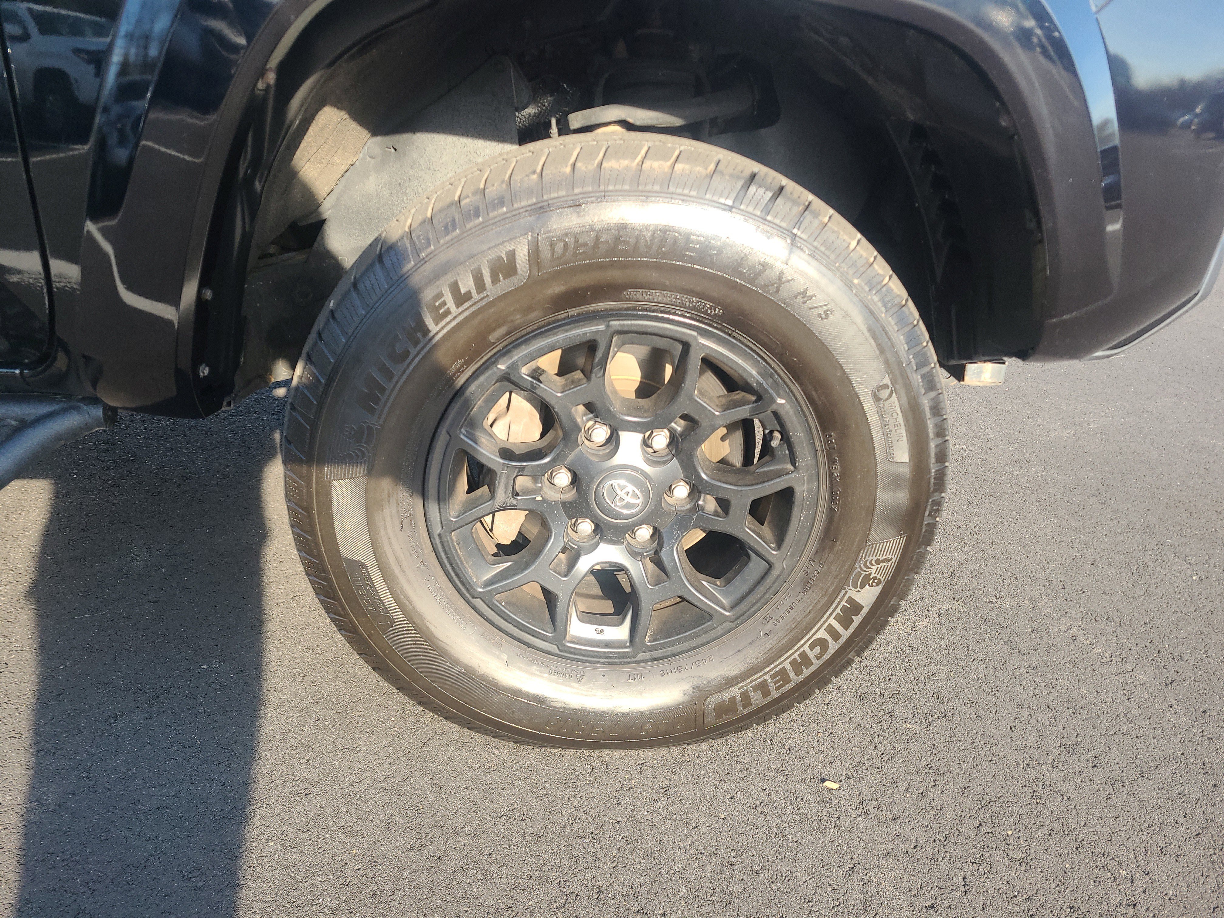 Certified 2021 Toyota Tacoma SR5 image 12