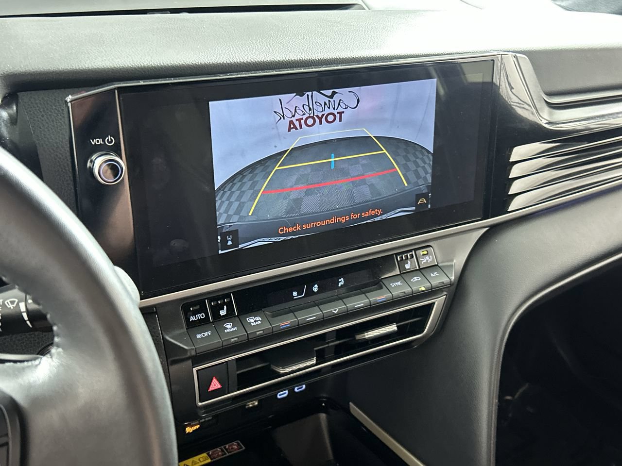 Used 2025 Toyota Camry XSE FWD image 18