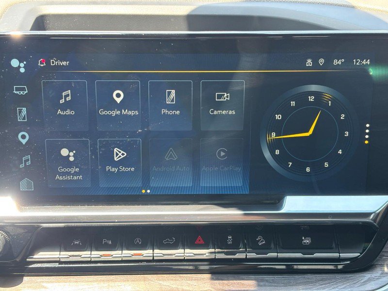 Used 2024 Chevrolet Silverado 1500 LTZ w/ Technology Package AWD/4WD image 21