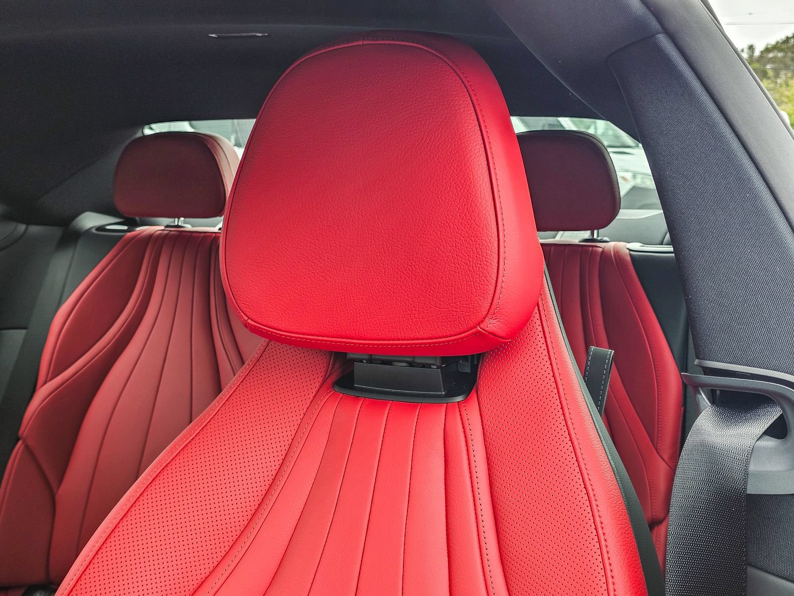 New 2026 Mercedes-Benz CLE 300 4MATIC Coupe image 19